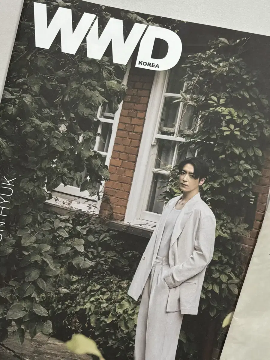 이준혁 WWD 화보 판매